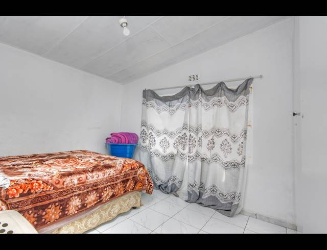 3 BEDROOM TOWNHOUSE FOR SALE IN BLOUBOSRAND